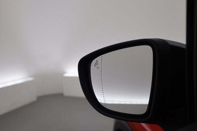 Renault CAPTUR 0.9 TCe Intens | Trekhaak | Cruise Control | Keyless | Camera | Bluetooth | Navi | PDC V+A