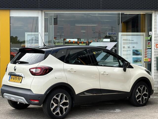 Renault CAPTUR 1.3 TCe Intens | Navigatie | Panorama dak | Achteruitrijcamera | LED | DAB | Climate Control | Cruise Control |