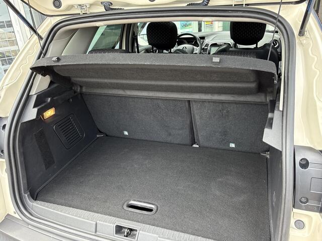 Renault CAPTUR 1.3 TCe Intens | Navigatie | Panorama dak | Achteruitrijcamera | LED | DAB | Climate Control | Cruise Control |