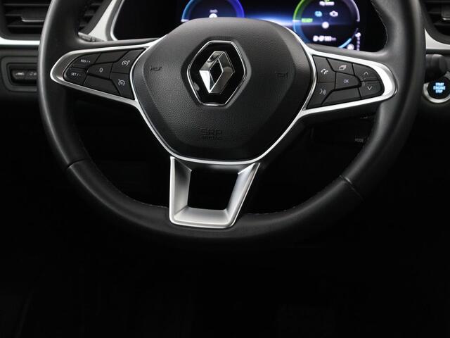 Renault CAPTUR 1.6 E-Tech Hybrid 145 Intens | SOH 85,4% | Camera | Carplay | Automaat | Navigatie | Cruise control | Parkeersensoren | LED | DAB |