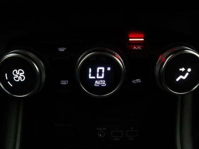 Renault CAPTUR 1.3 TCe 140 Intens Apple Carplay/Android Auto