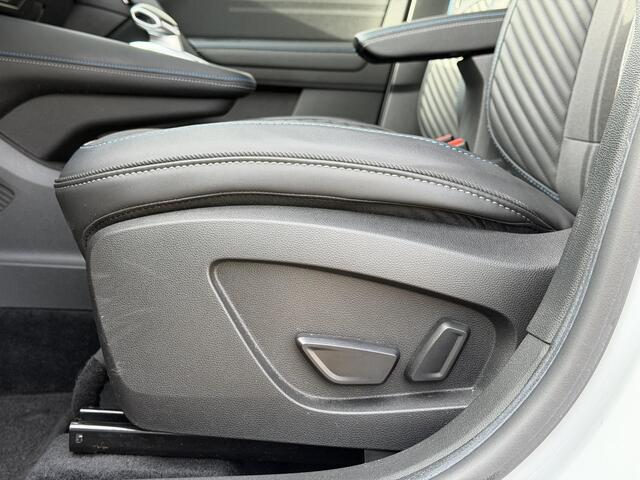 Renault CAPTUR 1.3 mild hybrid 160 esprit Alpine / Trekgewicht 1200 KG / Dealer Onderhouden / Harman Kardon / Two Tone / Adaptieve Cruise Control / Navigatie / Stoel & Stuurwiel Verwarming / Elektrische Stoelen / 360 Camera / PDC / Dodehoek Detectie /