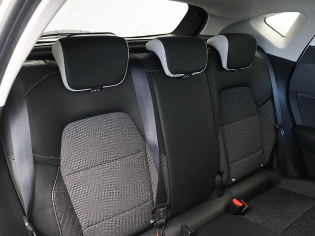 Renault CAPTUR 1.6 E-Tech Hybrid 145 Techno | Achteruitrijcamera | Parkeersensoren voor en achter | Navigatie | Led verlichting |