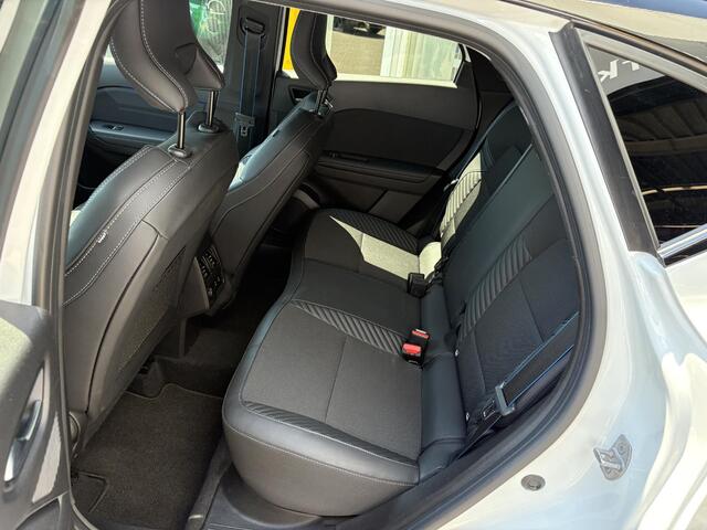 Renault CAPTUR 1.8 E-Tech full hybrid 160 esprit Alpine | NAP | Navigatie | Achteruitrijcamera | Stuur verwarming | Lichtmetaal 19'' | DAB | LED | Climate Control |