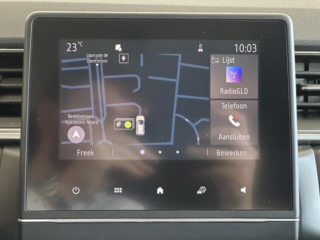 Renault CAPTUR 1.6 E-Tech Plug-in Hybrid 160 Business TREKHAAK | PARKEERSENSOREN ACHTER | CLIMATE CONTROL | NAVIGATIE |