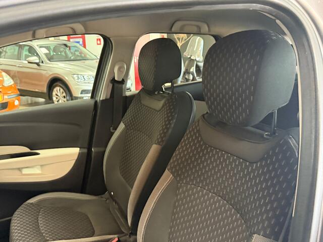 Renault CAPTUR 1.2 TCe Intens | Camera | Automaat | Dodehoek.