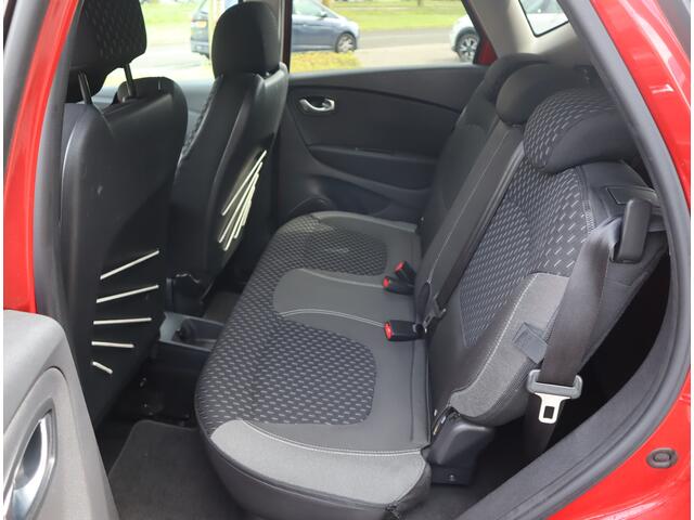 Renault CAPTUR 1.2 TCe Intens Navi / Camera / Trekh / Keyless / Pdc / Cruise / G3 lpg installatie aanwezig