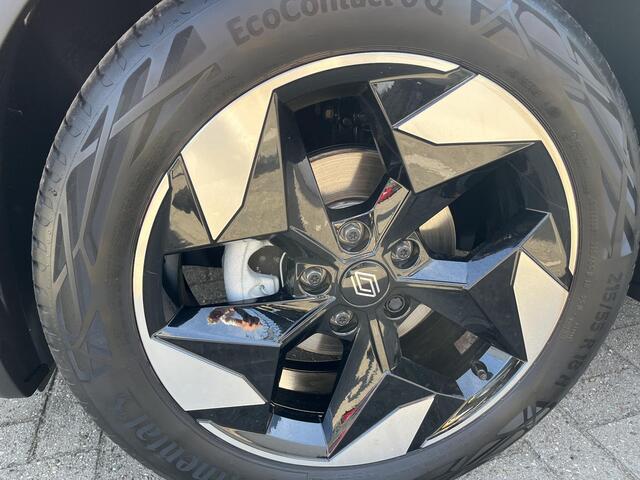 Renault CAPTUR 1.0 TCe 90 Techno l CAMERA l PARKEERSENSOREN VOOR EN ACHTER | NAVIGATIE