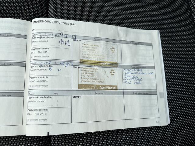 Renault CAPTUR 1.3 TCe 140PK Intens / Dealer onderhouden / Parkeer Camera / Navigatie / Climate /