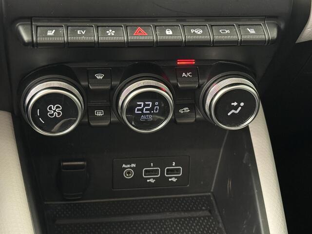 Renault CAPTUR 1.6 E-Tech Hybrid 145 Intens | Panoramadak | Leder | 360º Camera | Stoelverwarming | BOSE-Audio |