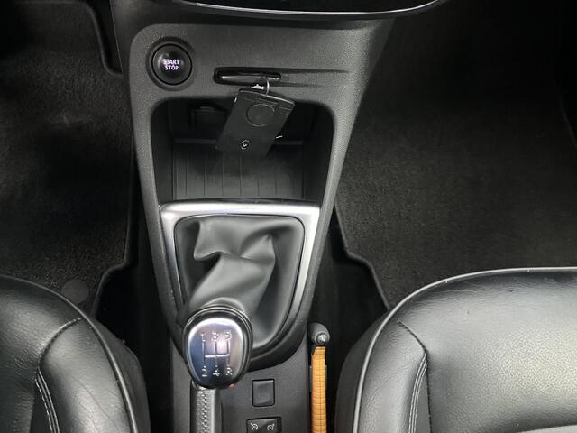 Renault CAPTUR 0.9 TCe Edition One / Lederen Bekleding / Trekhaak 1200 KG / Navigatie / Climate Control / Camera / Stoelverwarming / Cruise Control /