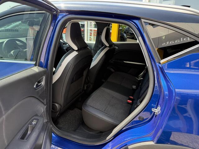 Renault CAPTUR 1.3 TCe 155 Intens | 360 graden camera | Bose Audio | Cruise adaptief | LED | DAB | Climate Control |