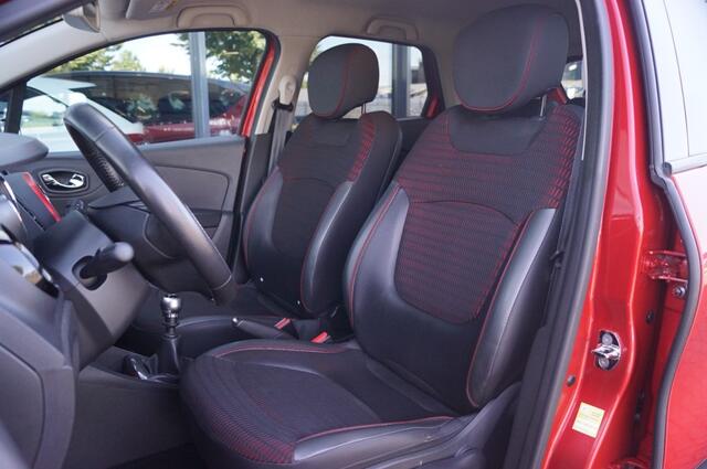 Renault CAPTUR 1.2 TCe XMod 120pk / Navi / PDC / Camera / key-less / Trekhaak