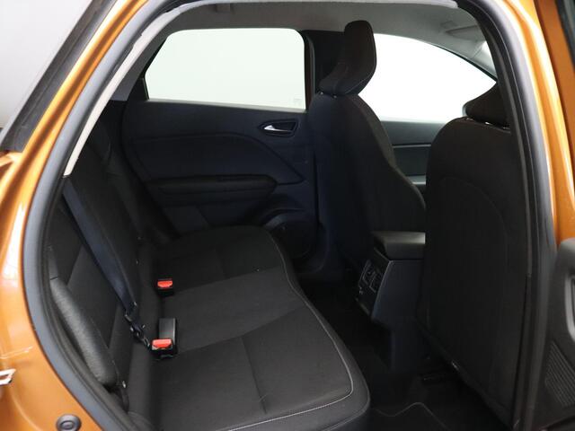 Renault CAPTUR 1.0 TCe 100 Intens | LED verlichting | Keyless entry | Climate control | Achteruitrijcamera | Trekhaak | 1200kg trekgewicht |