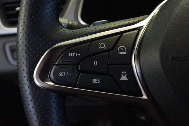 Renault CAPTUR 1.3 Mild Hybrid 160 Techno Automaat | NAVI / APPCONNECT | CLIMA | CAMERA + PDC | ADAP CRUISE | STUUR / STOELVERW |