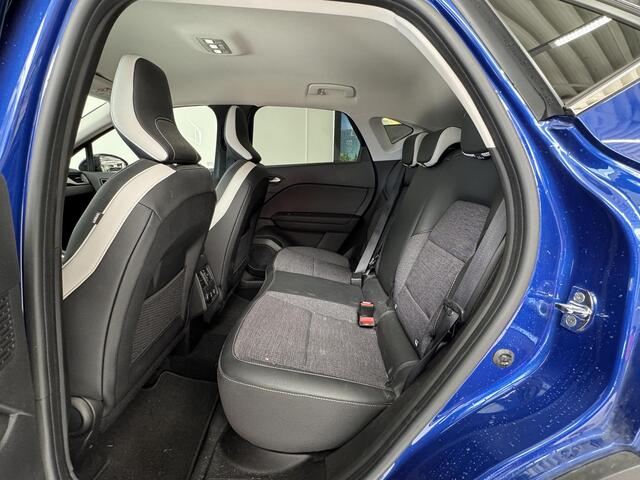 Renault CAPTUR 1.6 E-Tech Plug-in Hybrid 160 Intens | Navigatie | Parkeersensoren | Climate Control | Apple CarPlay / Android Auto |