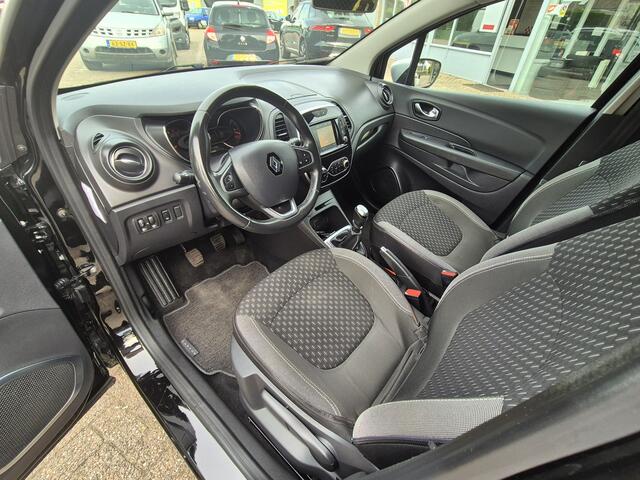 Renault CAPTUR 1.2 TCe Intens Navigatie / Cruise Controle / Camera / Afneembere Trekhaak / Licht en Regensensor / Keyless entree