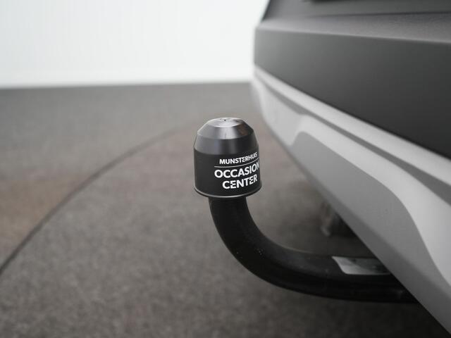 Renault CAPTUR 1.6 E-Tech Plug-in Hybrid 160 Intens - RIJKLAARPRIJS - Achteruitrijcamera - Afneembare Trekhaak - Dealeronderhouden
