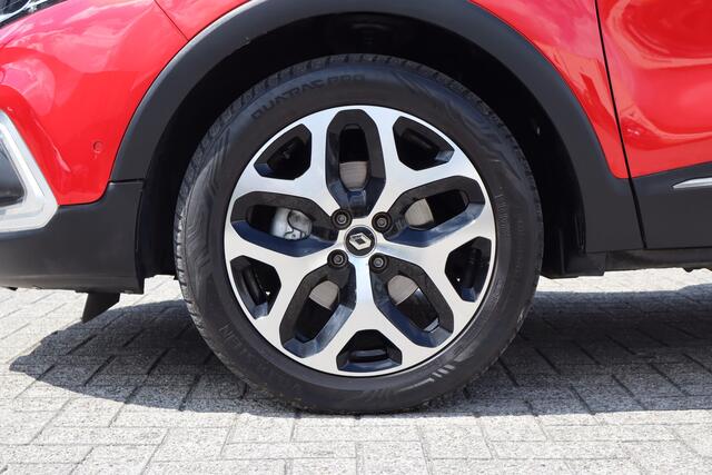 Renault CAPTUR 1.2 TCe Intens automaat! Trekhaak/Apple carplay/Achteruitrijcamera/Parkeer assistent/Dodehoek assistent/Climate control/Licht metalen velgen/Nederlandse auto!