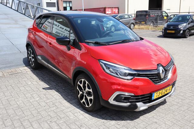 Renault CAPTUR 1.2 TCe Intens automaat! Trekhaak/Apple carplay/Achteruitrijcamera/Parkeer assistent/Dodehoek assistent/Climate control/Licht metalen velgen/Nederlandse auto!
