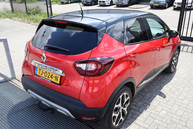 Renault CAPTUR 1.2 TCe Intens automaat! Trekhaak/Apple carplay/Achteruitrijcamera/Parkeer assistent/Dodehoek assistent/Climate control/Licht metalen velgen/Nederlandse auto!