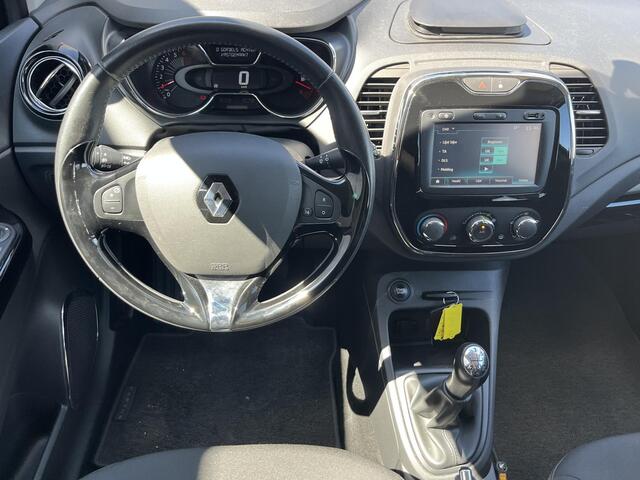 Renault CAPTUR TCe 90 Limited / LED-Verlichting / Bluetooth / Airco / Cruise Control / 16" Lichtmetalen Velgen / Navigatie / Achterbank Verschuifbaar / Parkeersensoren Achter /