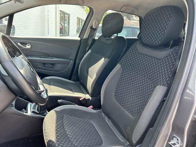 Renault CAPTUR 0.9 TCe Intens | NAVIGATIE | PARKEERSENSOREN | BLUETOOTH | KEYLESS ENTRY | TREKHAAK | NET BINNEN