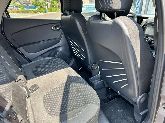 Renault CAPTUR 0.9 TCe Intens | NAVIGATIE | PARKEERSENSOREN | BLUETOOTH | KEYLESS ENTRY | TREKHAAK | NET BINNEN