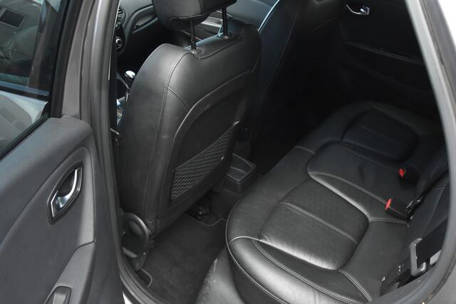 Renault CAPTUR 1.2 TCe Edition One - 2018 | Origineel Nederlandse auto | Trekhaak | Climate Control | Stoelverwarming | Lederen bekleding | Nette auto