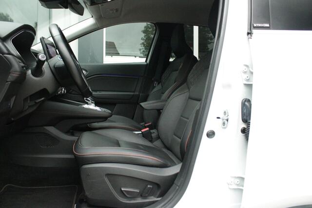 Renault CAPTUR 1.6 E-Tech Plug-in Hybrid 160 Initiale Paris | Trekhaak | ACC | Bose Audio | Elektr. Verw. Voorstoelen |