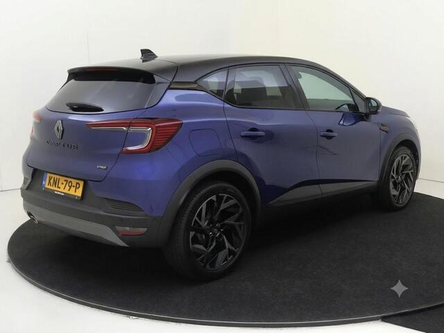 Renault CAPTUR 1.8 E-Tech Full Hybrid Esprit Alpine 160PK | Google Navigatie | Adaptieve Cruise Control met Stuurhulp | Stoel,- Stuur en Voorruitverwarming | 360 Graden Camera | 19'' Inch Velgen | Apple CarPlay & Android Auto