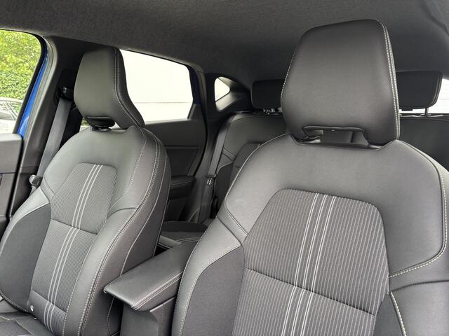 Renault CAPTUR 1.6 E-Tech full hybrid 145 E-Tech engineered Stoelverwarming - Navigatie - 360 Camera