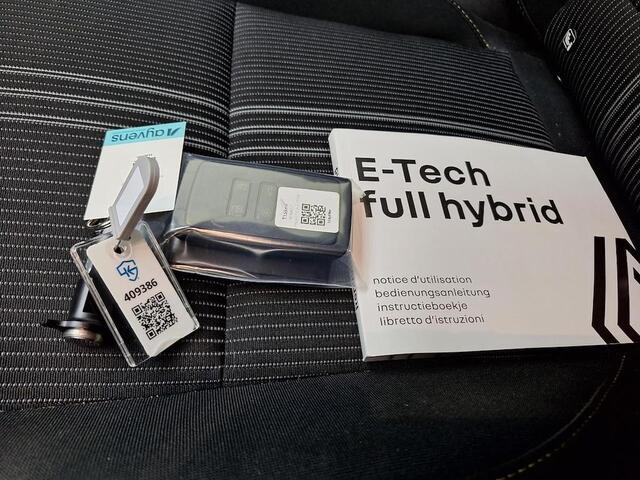 Renault CAPTUR 1.6 E-TECH FULL HYBRID 145 E-TECH ENGINEERED I SCHUIF/KANTELDAK I BOSE AUDIO I ADAPTIVE CRUISE CONTROL