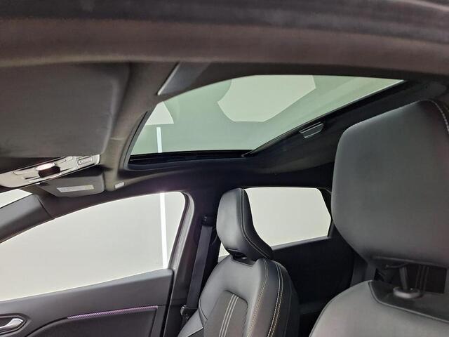 Renault CAPTUR 1.6 E-TECH FULL HYBRID 145 E-TECH ENGINEERED I SCHUIF/KANTELDAK I BOSE AUDIO I ADAPTIVE CRUISE CONTROL