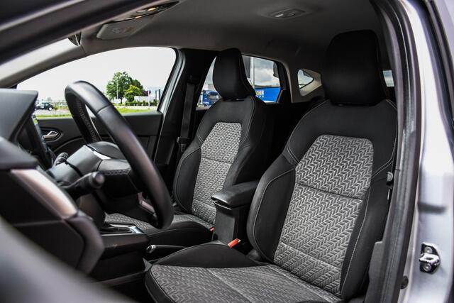 Renault CAPTUR 1.6 E-Tech Hybrid 145 Rive Gauche