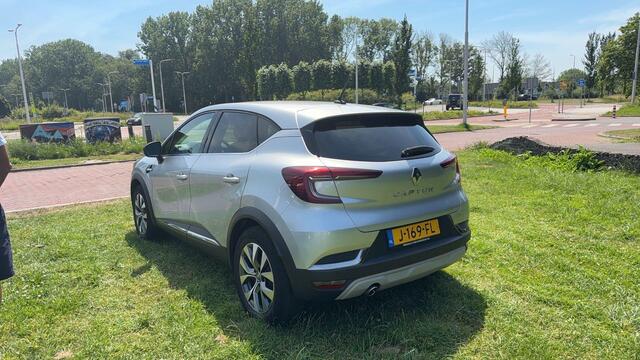 Renault CAPTUR 1.0 TCe 100 Intens | CAMERA | CARPLAY | ANDROID AUTO |NAVI | PDC | CRUISE