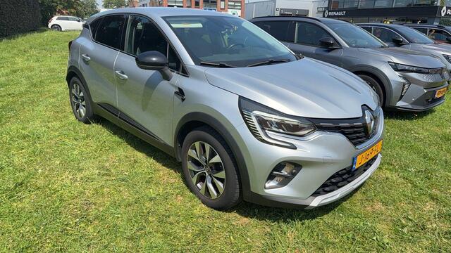 Renault CAPTUR 1.0 TCe 100 Intens | CAMERA | CARPLAY | ANDROID AUTO |NAVI | PDC | CRUISE