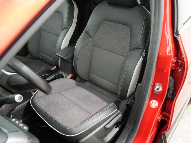 Renault CAPTUR 1.0 TCE 90PK INTENS | Pack Comfort & Parking | Trekhaak | Camera