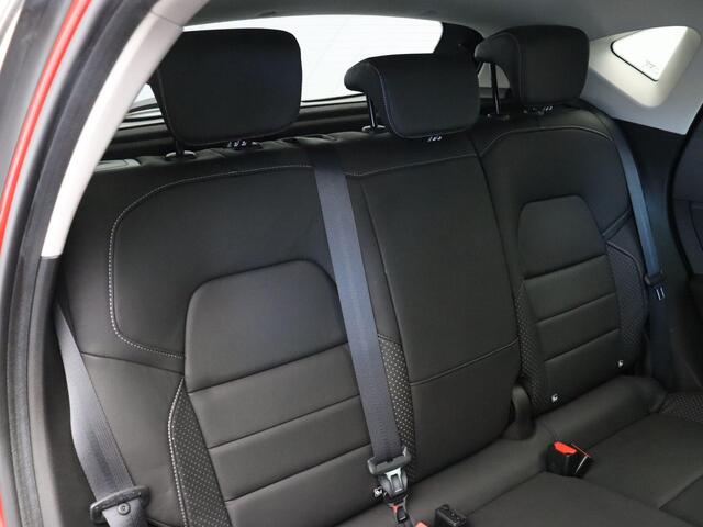 Renault CAPTUR 1.3 TCe 130pk Intens | Full option | Pano dak | Stoel- en stuurwielverwarming | Trekhaak | Voorruitverwarming |