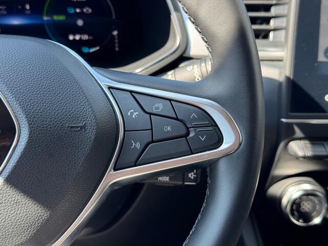 Renault CAPTUR 1.6 E-Tech Plug In Intens - camera - navi - climate control