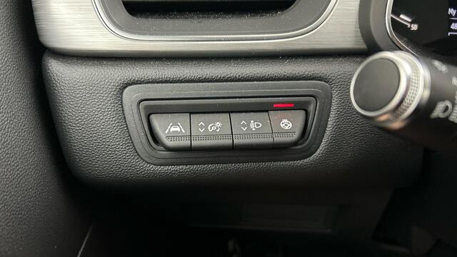 Renault CAPTUR 1.3 TCe 140 Intens Trekhaak