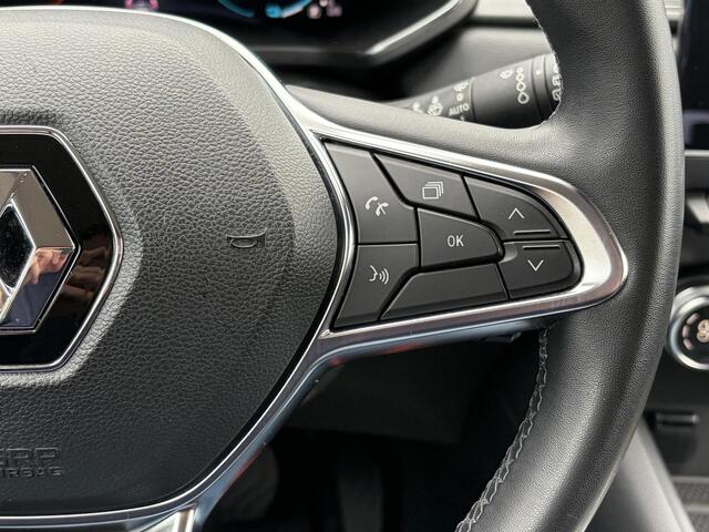 Renault CAPTUR 1.6 E-Tech Plug-in Hybrid 160 Intens / Achteruitrijcamera / Apple Carplay&Android Auto / Navigatie / Trekhaak (750 KG ) / Navigatie