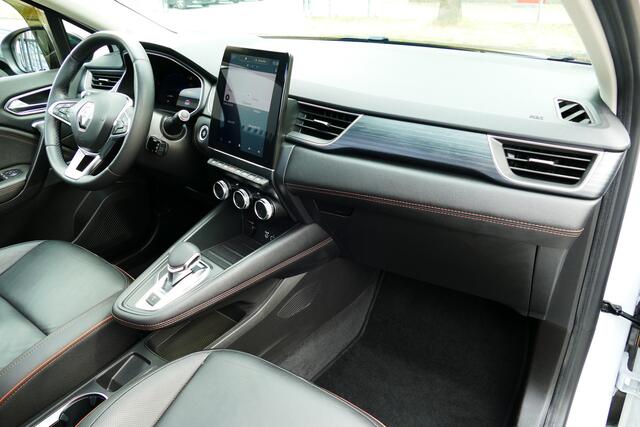 Renault CAPTUR 1.6 E-Tech Plug-in Hybrid 160 Intens. Schuifdak, Adap Cruise, Leer, Bose, 18"LMV, Haak 750kg