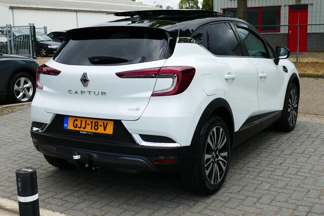 Renault CAPTUR 1.6 E-Tech Plug-in Hybrid 160 Intens. Schuifdak, Adap Cruise, Leer, Bose, 18"LMV, Haak 750kg