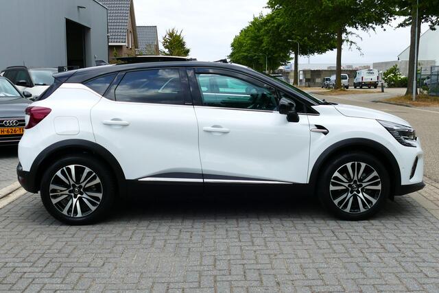 Renault CAPTUR 1.6 E-Tech Plug-in Hybrid 160 Intens. Schuifdak, Adap Cruise, Leer, Bose, 18"LMV, Haak 750kg