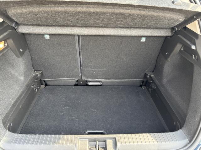 Renault CAPTUR 1.3 TCe 140pk Automaat Intens Full LED / 360-camera / Parkeersensors
