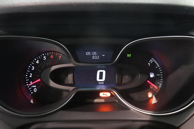 Renault CAPTUR 1.2 TCe Intens | Camera | BOSE | Climate control | Navigatie | AndroidAuto | Cruise control |