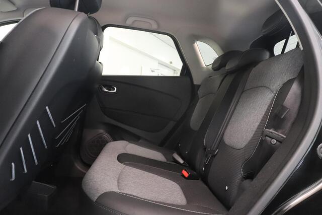 Renault CAPTUR 1.2 TCe Intens | Camera | BOSE | Climate control | Navigatie | AndroidAuto | Cruise control |