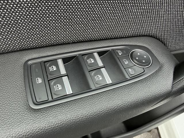 Renault CAPTUR 1.3 mild hybrid 160 techno