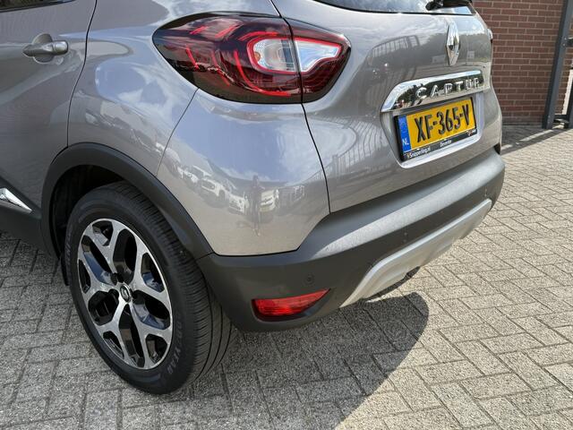 Renault CAPTUR 1.2 TCe Bose AUTOMAAT NAVI CLIMA CAMERA PDC CRUISE